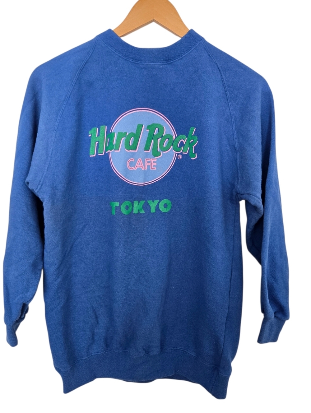 Vintage Hard Rock Cafe Tokyo Sweatshirt Blue Crewneck Graphic 90s Y2K Medium